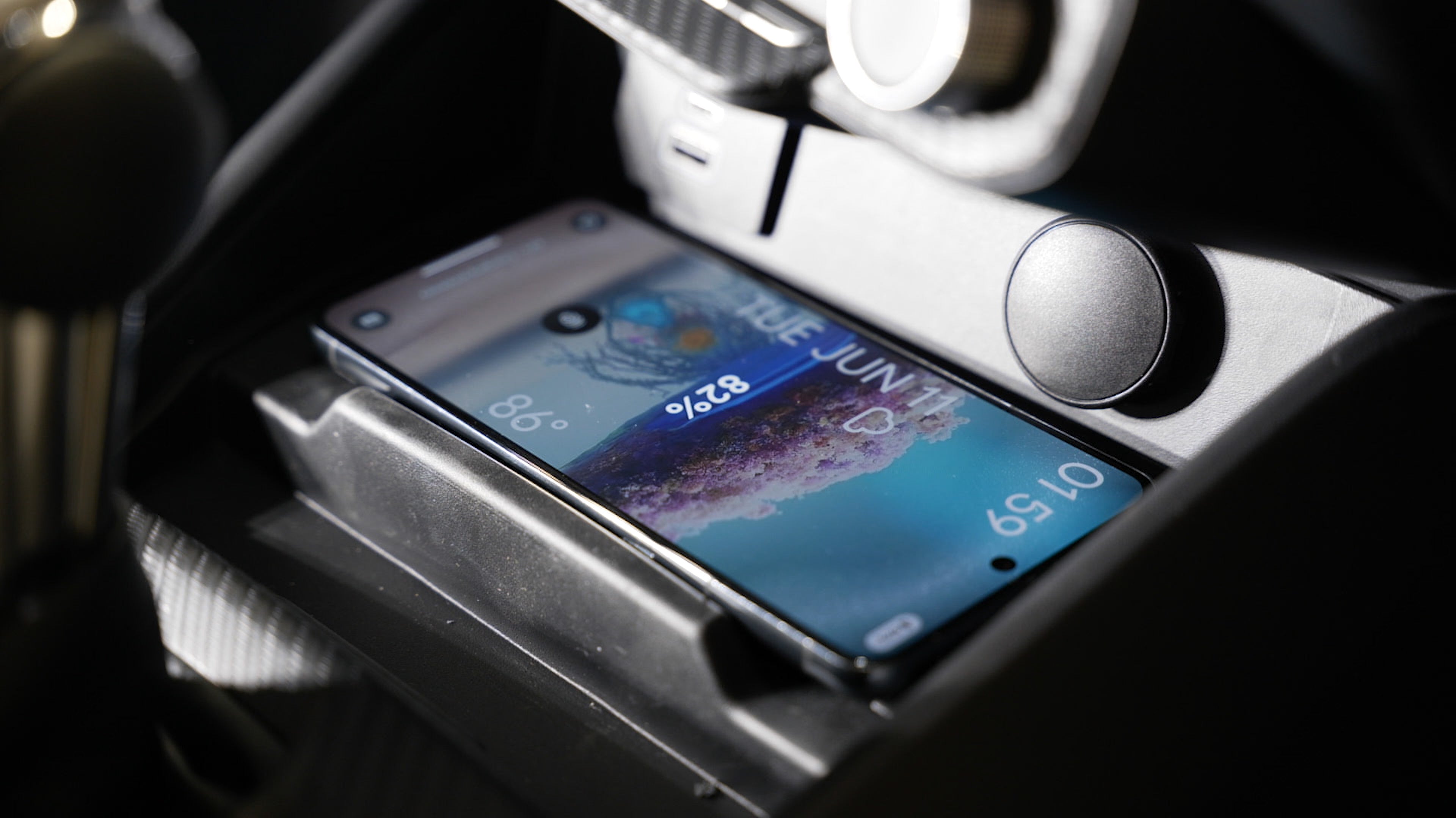 2021-2025 Ford F-150 Wireless Smartphone Charger Upgrade