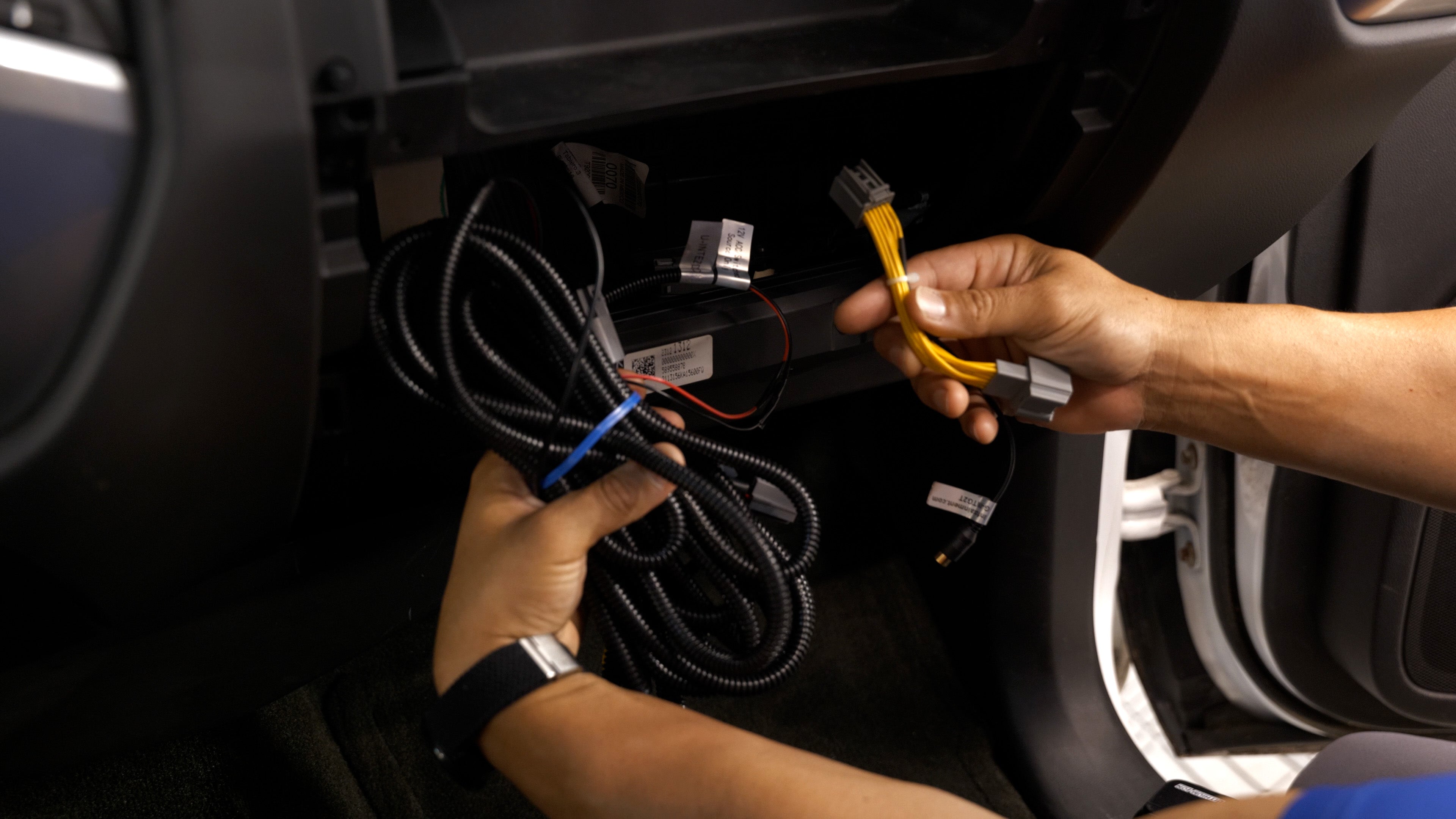 Wiring for infotainment oem upgrades