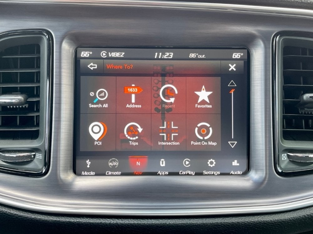 Dodge Charger 4C-NAV UAQ navigation display