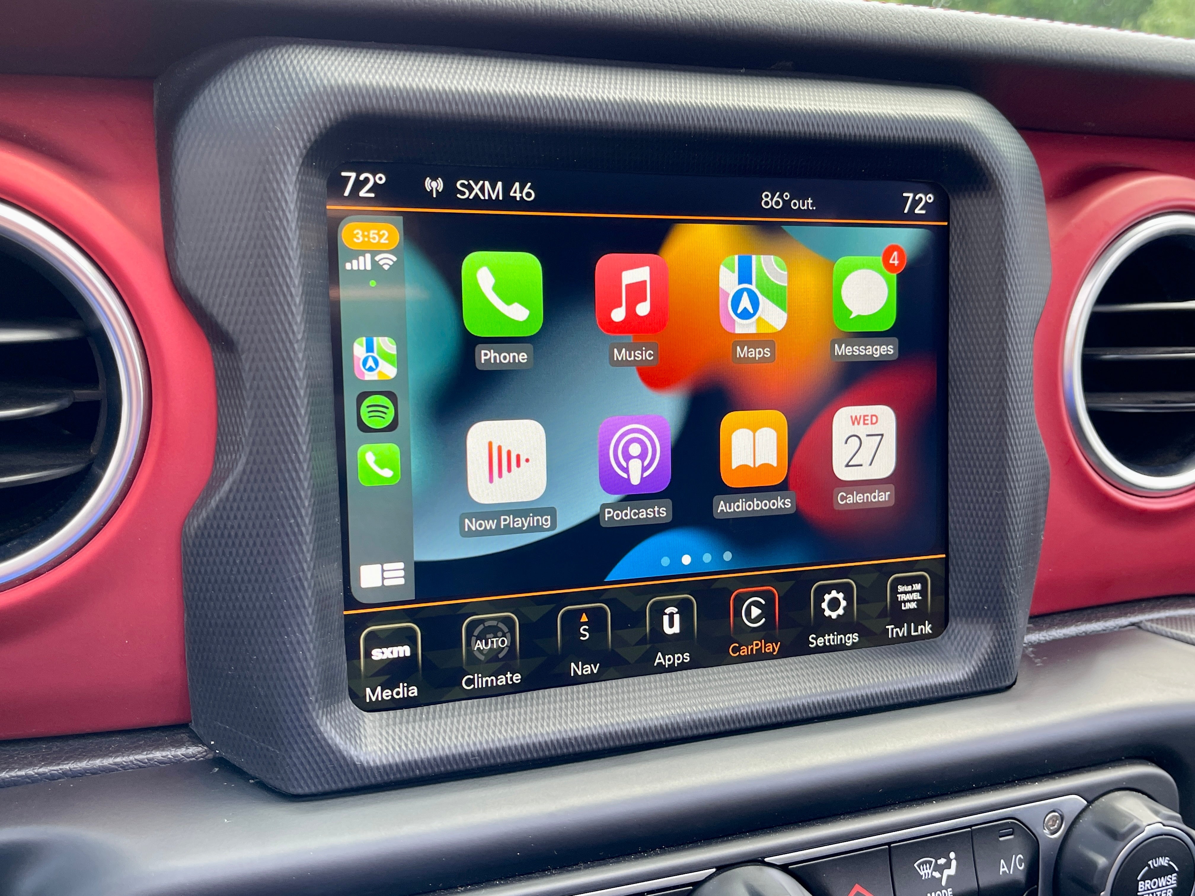 2020-2023 Jeep Gladiator JT UAQ Uconnect 4C Navigation 8.4-inch Display with Apple CarPlay &amp;amp; Android Auto Radio Upgrade