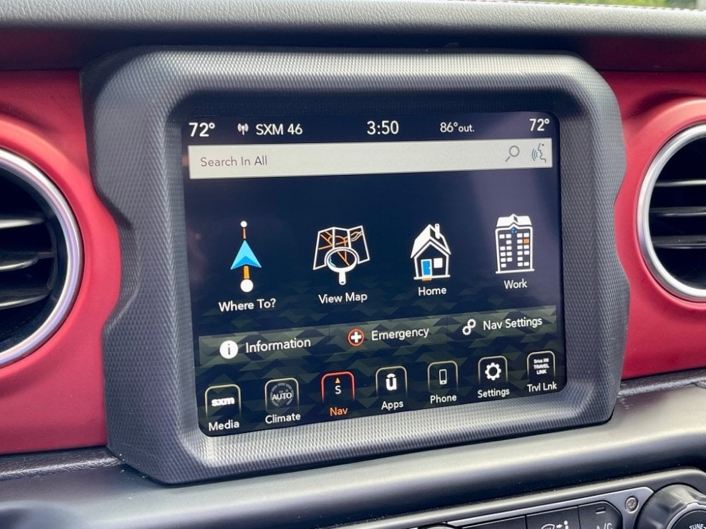 2020-2023 Jeep Gladiator JT Uconnect 4™ UAQ 4C NAV 8.4" Display with Apple CarPlay™ I Android Auto™