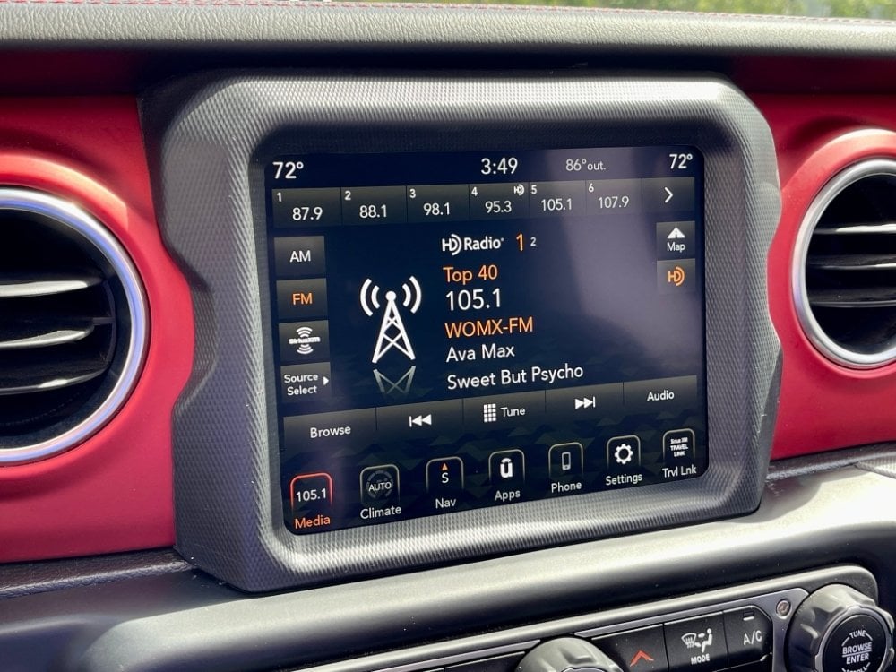 2020-2023 Jeep Gladiator JT Uconnect 4™ UAQ 4C NAV 8.4" Display with Apple CarPlay™ I Android Auto™