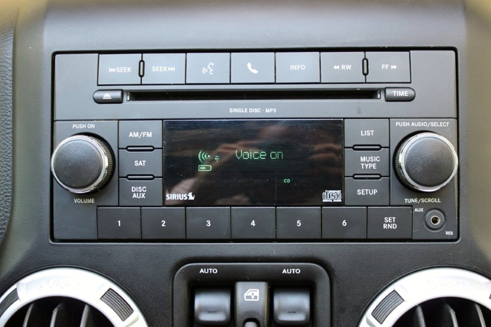 Mopar RES 130S CD Player featuring SiriusXM Radio - High Sp
