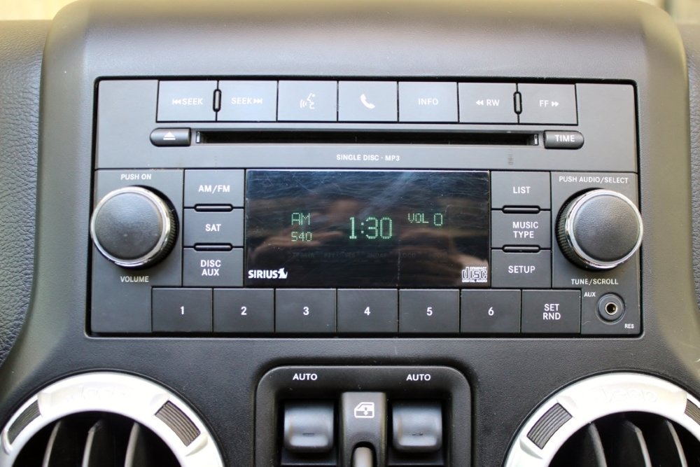 Mopar RES 130S CD Player featuring SiriusXM Radio - High Sp
