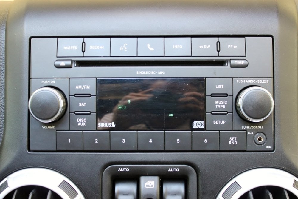 Mopar RES 130S CD Player featuring SiriusXM Radio - High Sp