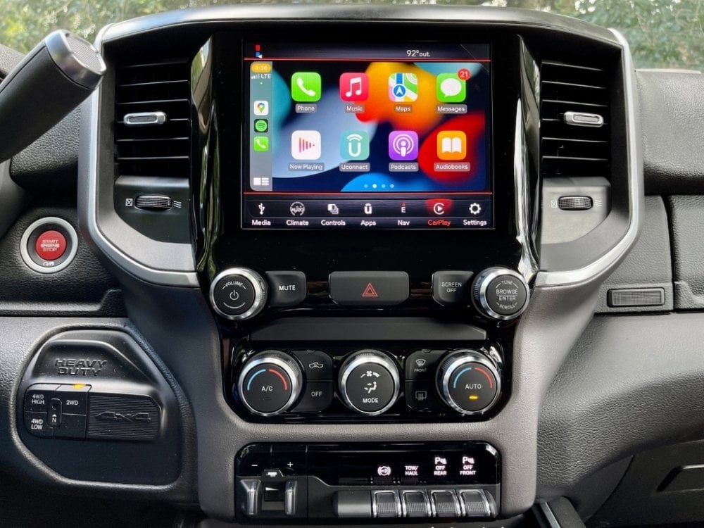 2019-2021 Ram 1500 Uconnect 4™ UAV 4C NAV 8.4" Display with Apple CarPlay™ I Android Auto™
