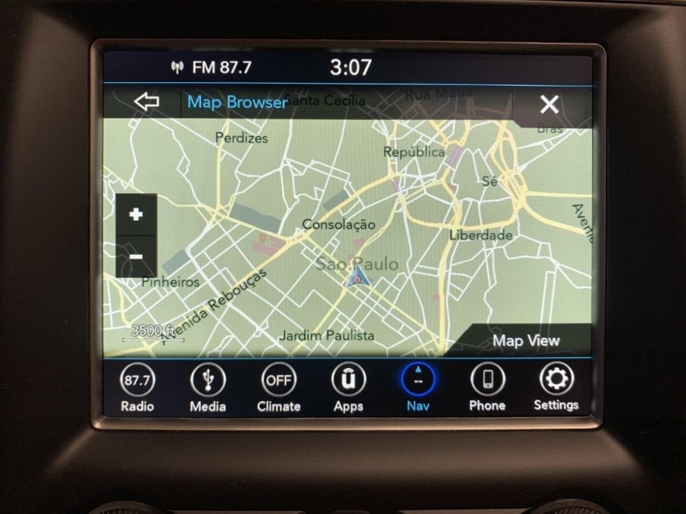 Uconnect UJQ ROW Australia Middle East South America GPS Navigation Radio with Apple CarPlay and Android Auto