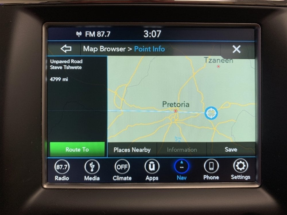 Uconnect UJQ ROW Australia Middle East South America GPS Navigation Radio with Apple CarPlay and Android Auto