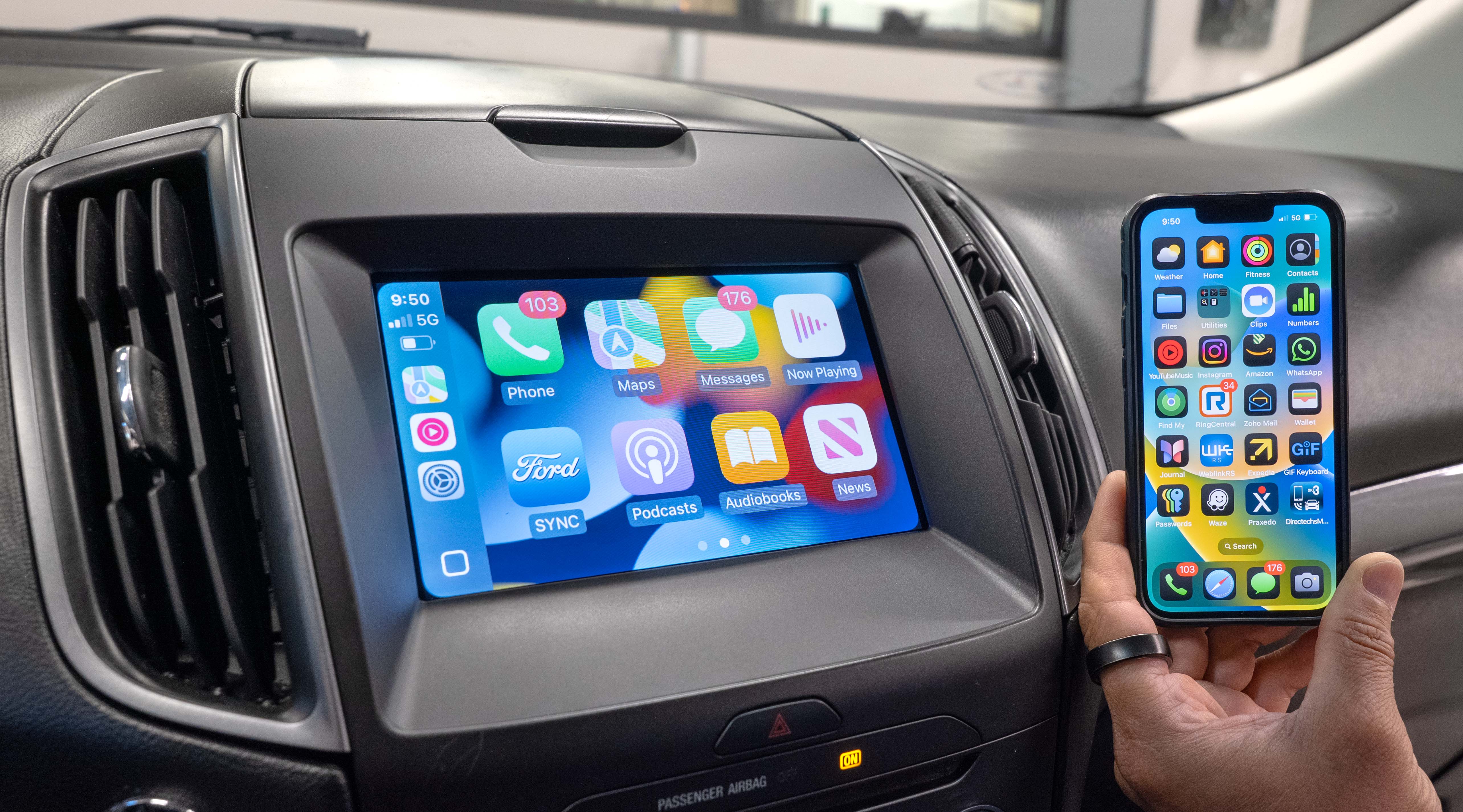 Ford Edge Sync 4 8 inch Touchscreen Display with Apple CarPlay Android Auto