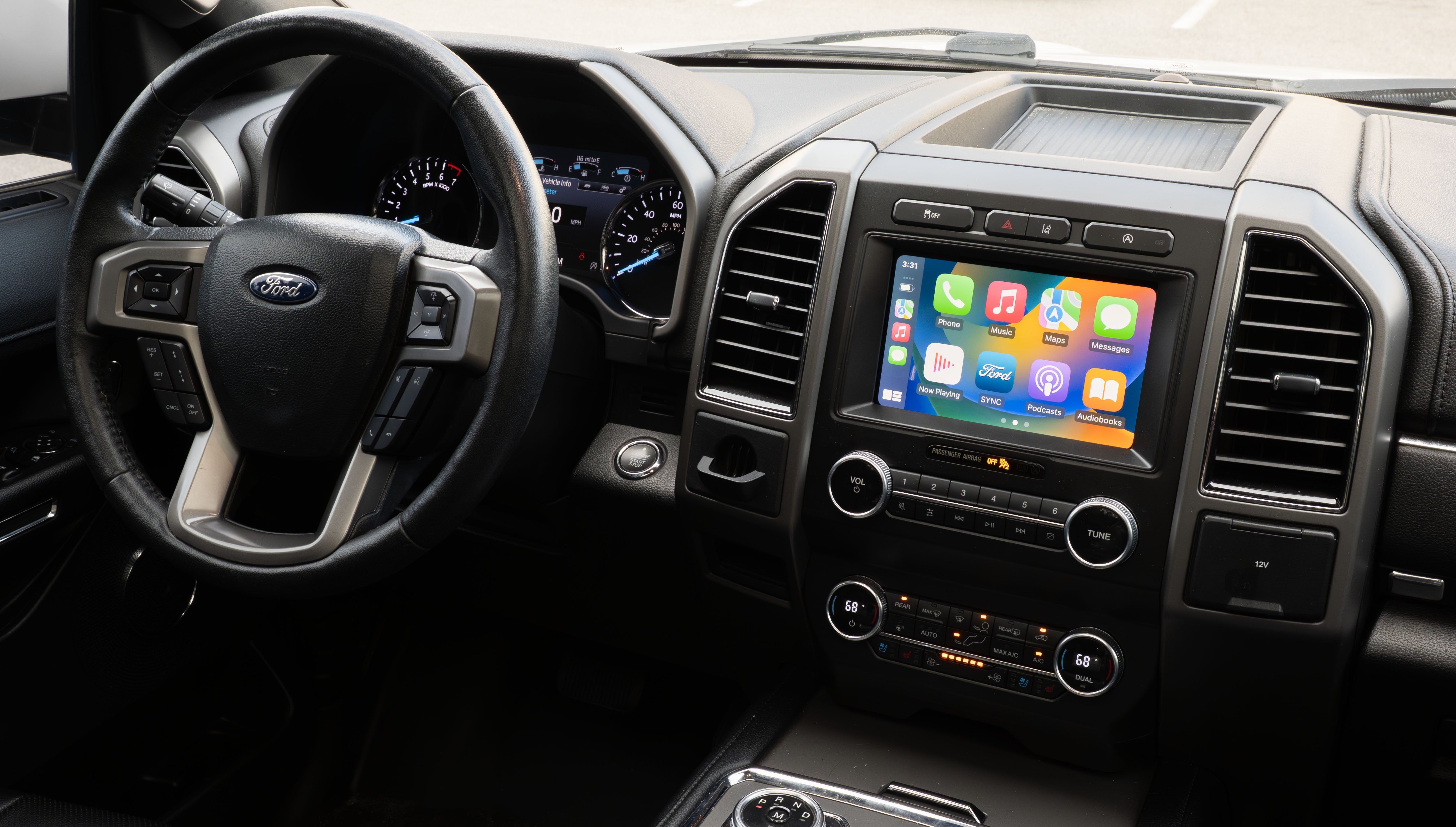 Ford F-150 F-250 SuperDuty 8inch Sync 4 GPS Navigation Touchscreen Retrofit Upgrade interior