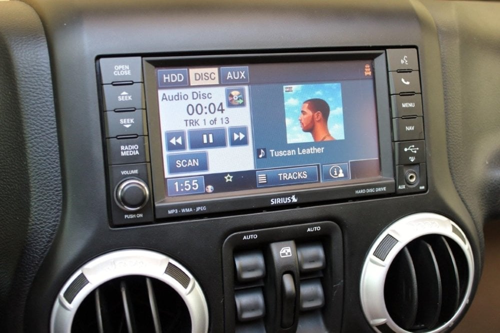 2011-2018 Jeep Wrangler JK Uconnect 2™ RHR 730N MyGIG 6.5" Display with Navteq™ GPS Navigation