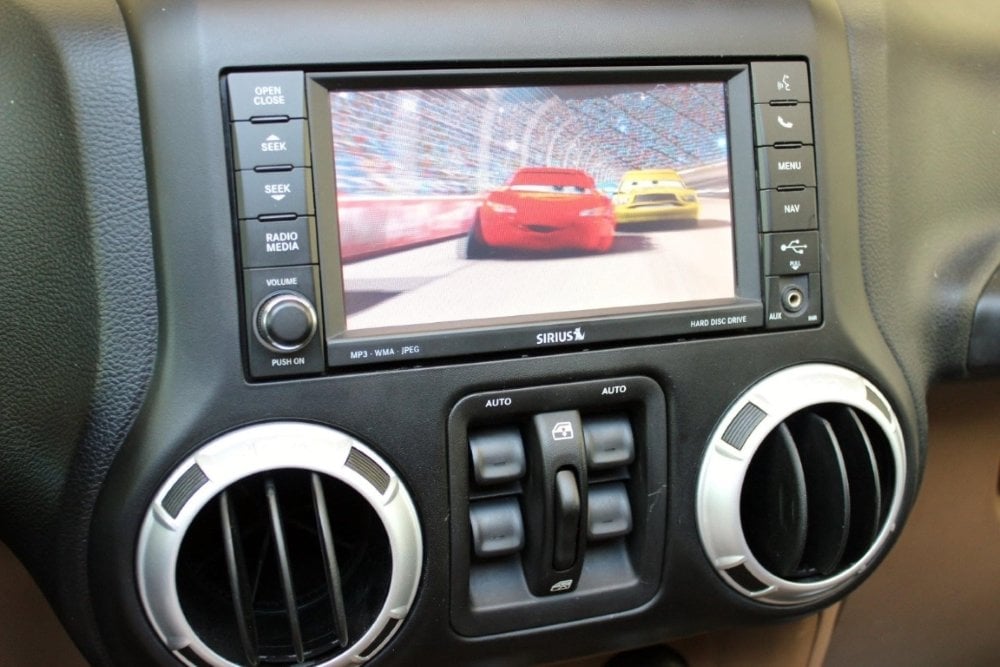 2011-2018 Jeep Wrangler JK Uconnect 2™ RHR 730N MyGIG 6.5" Display with Navteq™ GPS Navigation