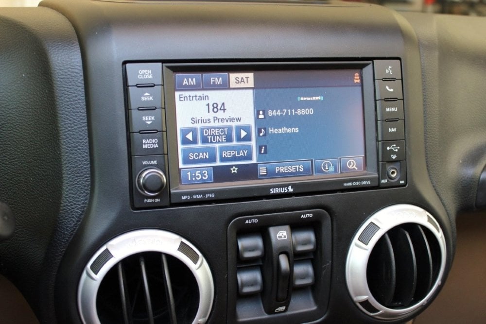 2011-2018 Jeep Wrangler JK Uconnect 2™ RHR 730N MyGIG 6.5" Display with Navteq™ GPS Navigation
