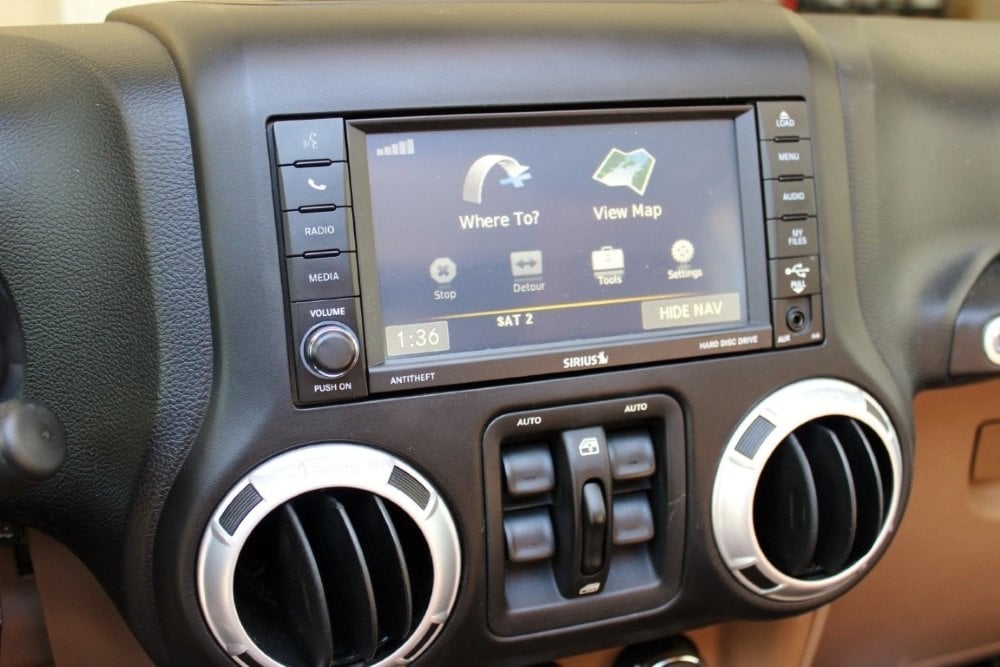 2011-2018 Jeep Wrangler JK Uconnect 2™ RHB 430N MyGIG 6.5" Display with Garmin™ GPS Navigation