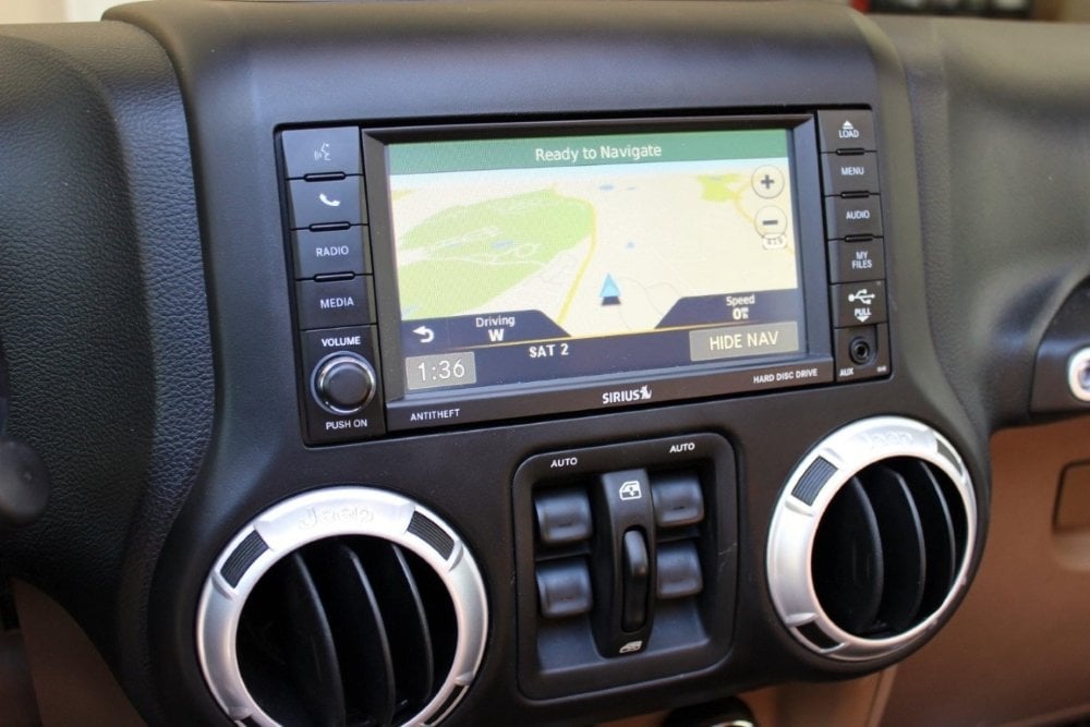 2011-2018 Jeep Wrangler JK Uconnect 2™ RHB 430N MyGIG 6.5" Display with Garmin™ GPS Navigation