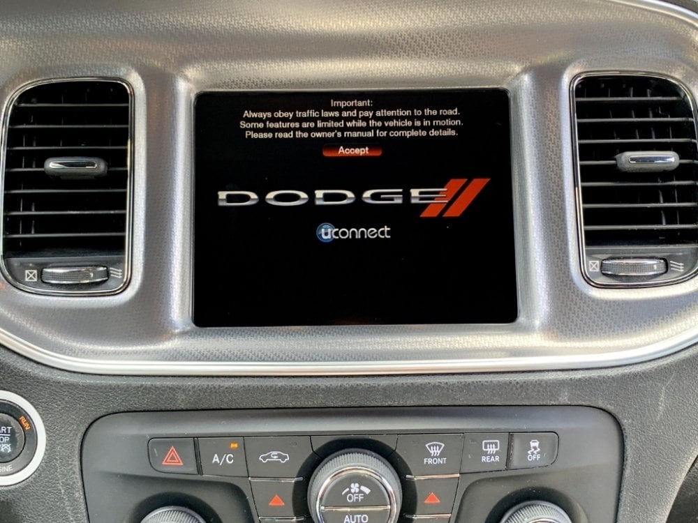 2011-2014 Dodge Charger Uconnect 3™ RB5 8.4N 8.4" Display with Garmin™ GPS Navigation