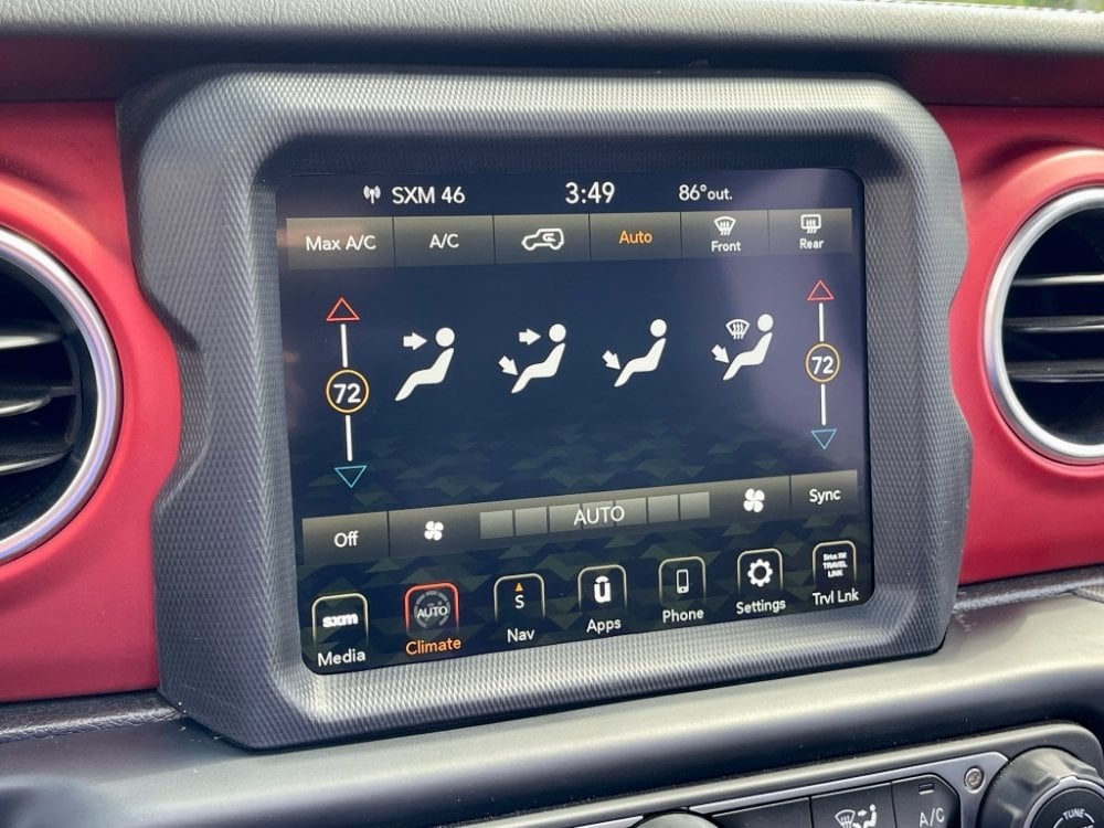 2018-2023 Jeep Wrangler JL Uconnect 4™ UAQ 4C NAV 8.4" Display with Apple CarPlay™ I Android Auto™