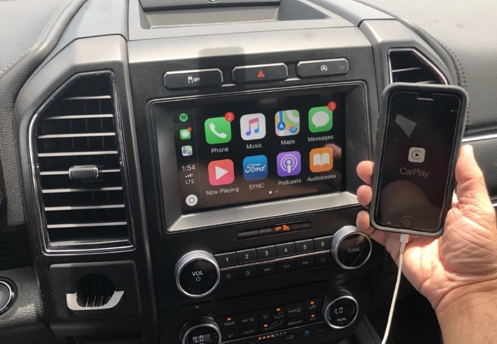 2018-2021 Ford Expedition Sync 3™ 4" to 8" Touchscreen Display with Apple CarPlay™ I Android Auto™