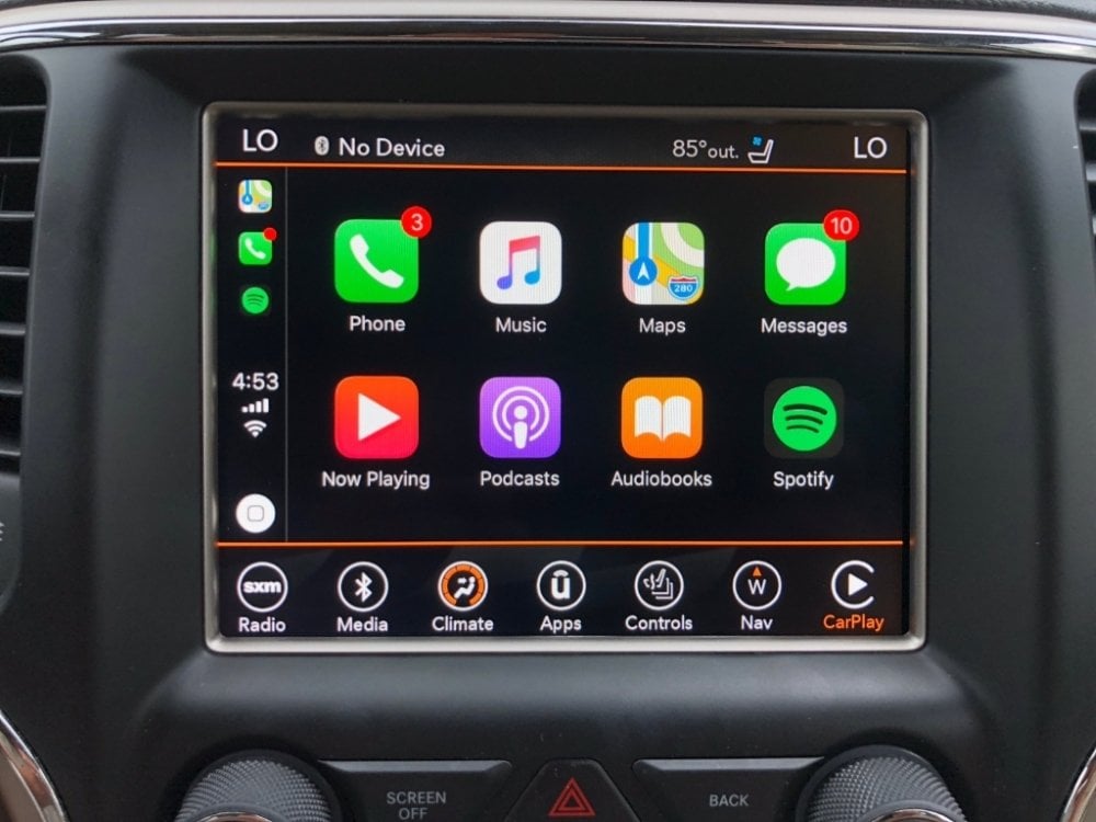 UAQ Carplay screen