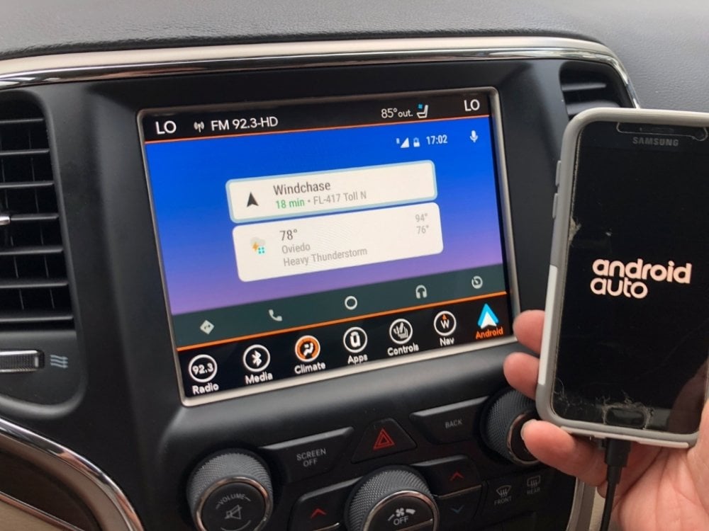 UAQ Android Auto screen