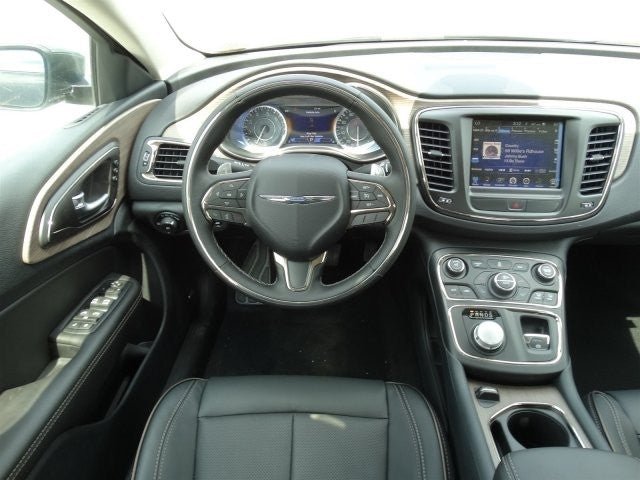 2015-2017 Chrysler 200 Uconnect 3™ RA4 8.4AN 8.4" Display with GPS Navigation