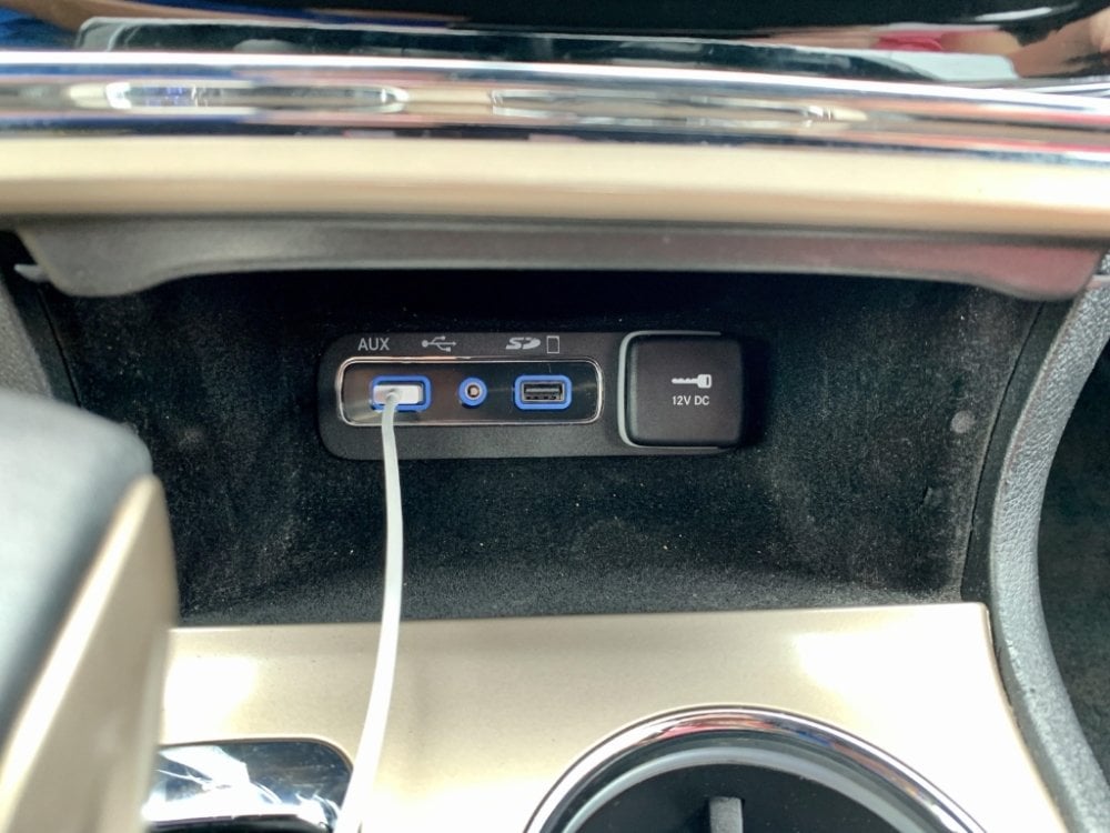2016-2022 Jeep Grand Cherokee WK Uconnect 4™ UAV 4C NAV 8.4" Display with Apple CarPlay™ I Android Auto™