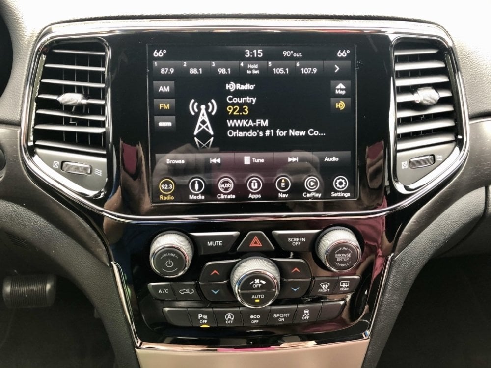 2016-2022 Jeep Grand Cherokee WK Uconnect 4™ UAV 4C NAV 8.4" Display with Apple CarPlay™ I Android Auto™