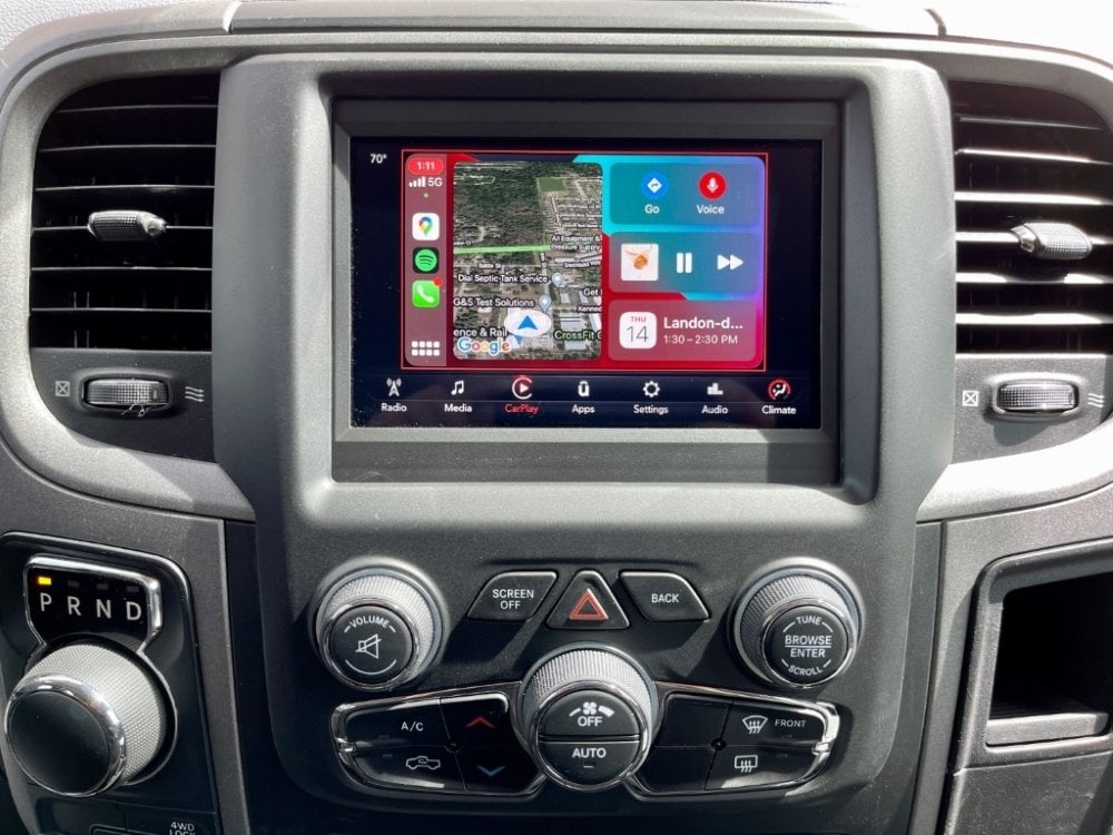 2014-2018 Ram 1500 UConnect 4™ UAG 7" Display Retrofit with Apple CarPlay™ I Android Auto™