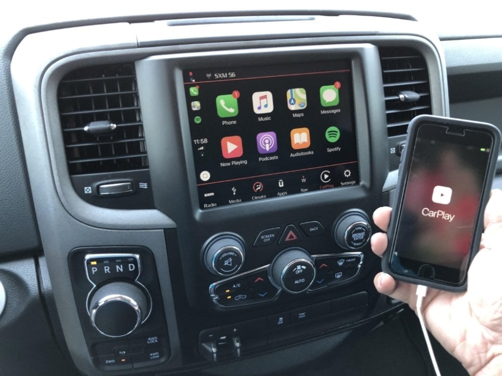 2013-2018 Ram 1500 2500 3500 8.4-inch 4C UConnect UAS with Apple CarPlay / Android Auto