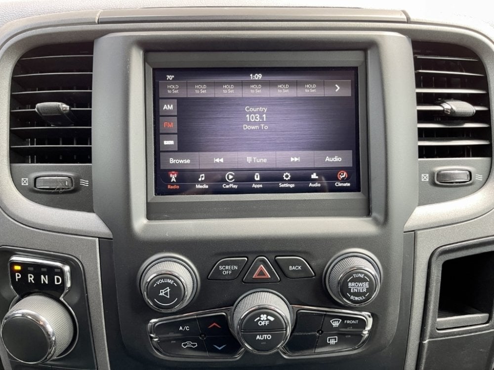 2013-2018 Ram 2500HD 3500HD UConnect 4™ UAG 7" Display Retrofit with Apple CarPlay™ I Android Auto™