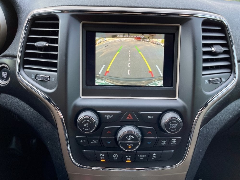 2014-2017 Jeep Grand Cherokee WK UConnect 4™ UAG 7" Display with Apple CarPlay™ I Android Auto™