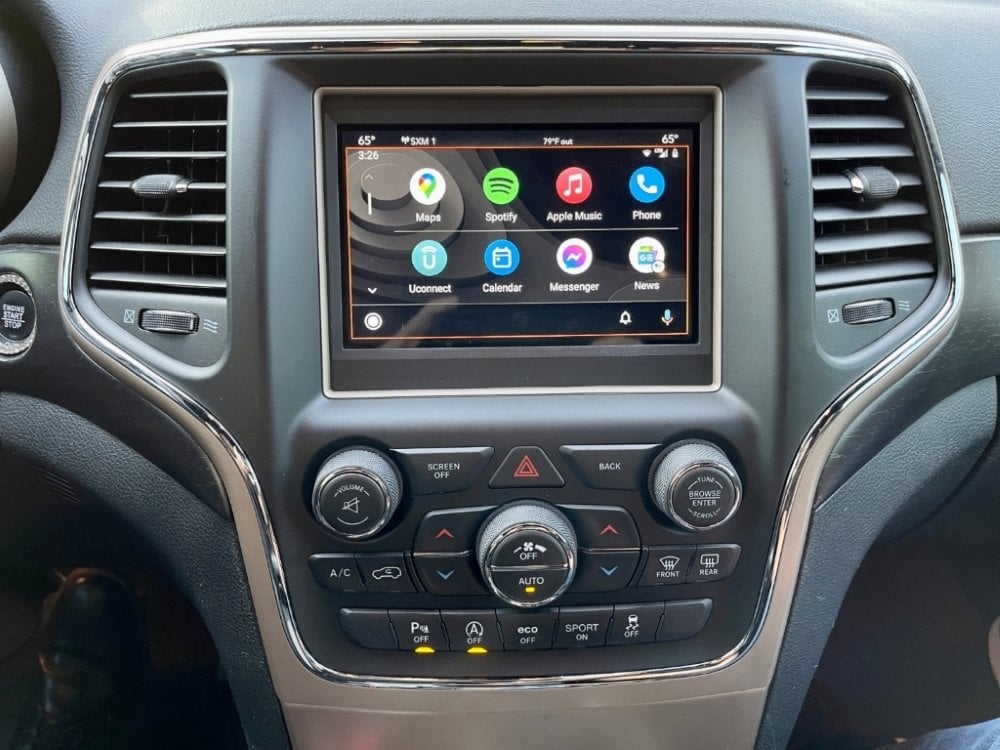 2014-2017 Jeep Grand Cherokee WK UConnect 4™ UAG 7" Display with Apple CarPlay™ I Android Auto™