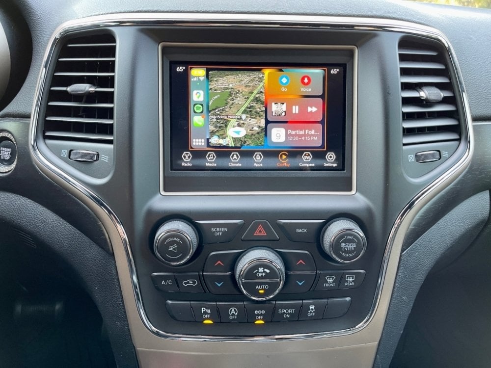 2014-2017 Jeep Grand Cherokee WK UConnect 4™ UAG 7" Display with Apple CarPlay™ I Android Auto™