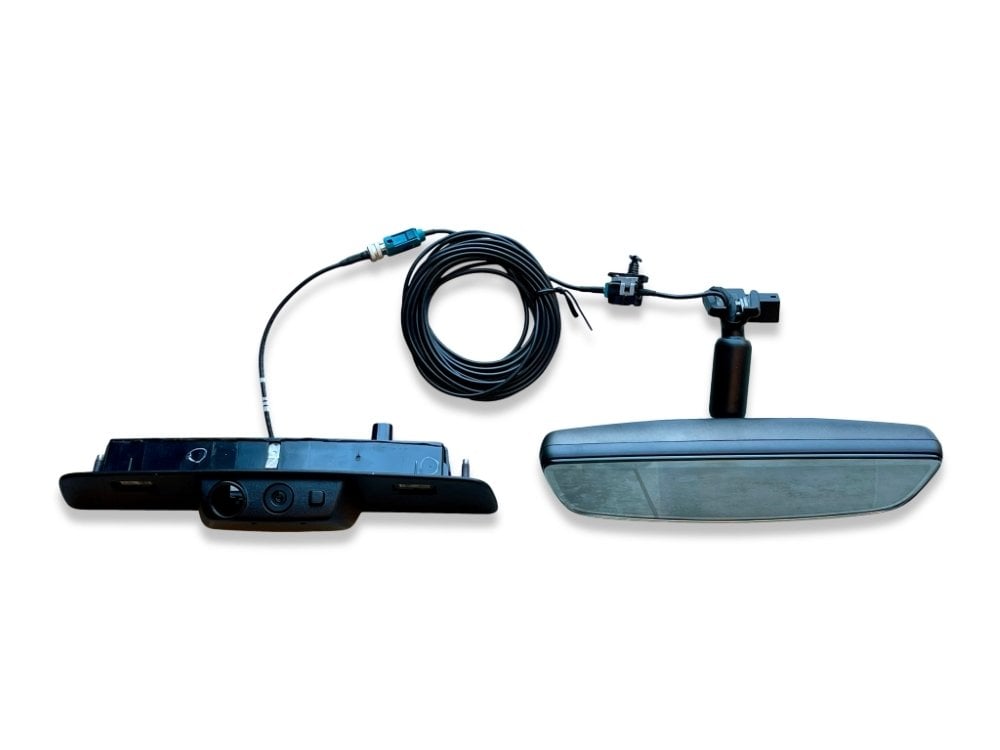 2021-2023 GM Full-Size SUV Factory OEM Digital Rear View Camera Mirror Full-LCD Display for Tahoe Suburban Yukon Escalade