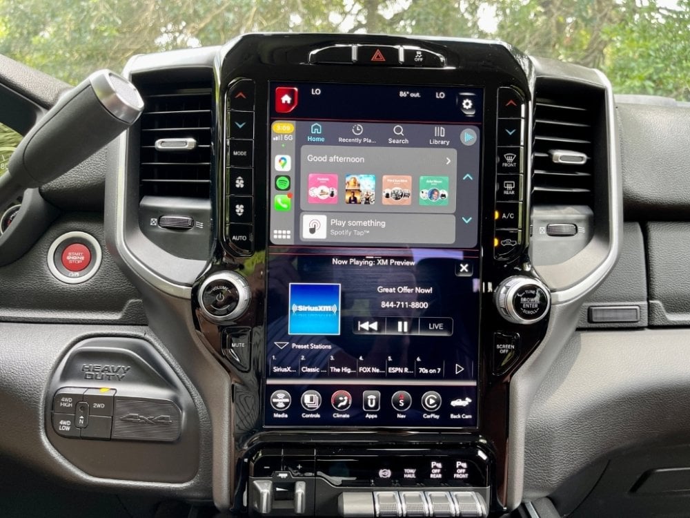 2019-2022 Ram 2500HD 3500HD Uconnect 4™ UAX 4C NAV 12" Display with Apple CarPlay™ I Android Auto™