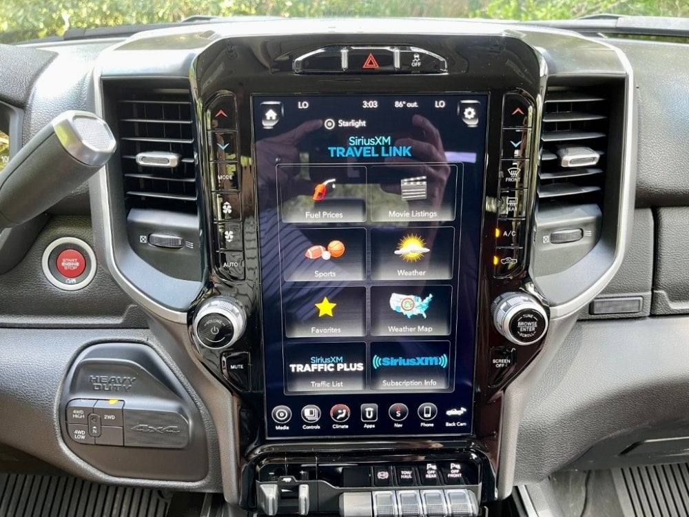 2019-2022 Ram 2500HD 3500HD Uconnect 4™ UAX 4C NAV 12" Display with Apple CarPlay™ I Android Auto™