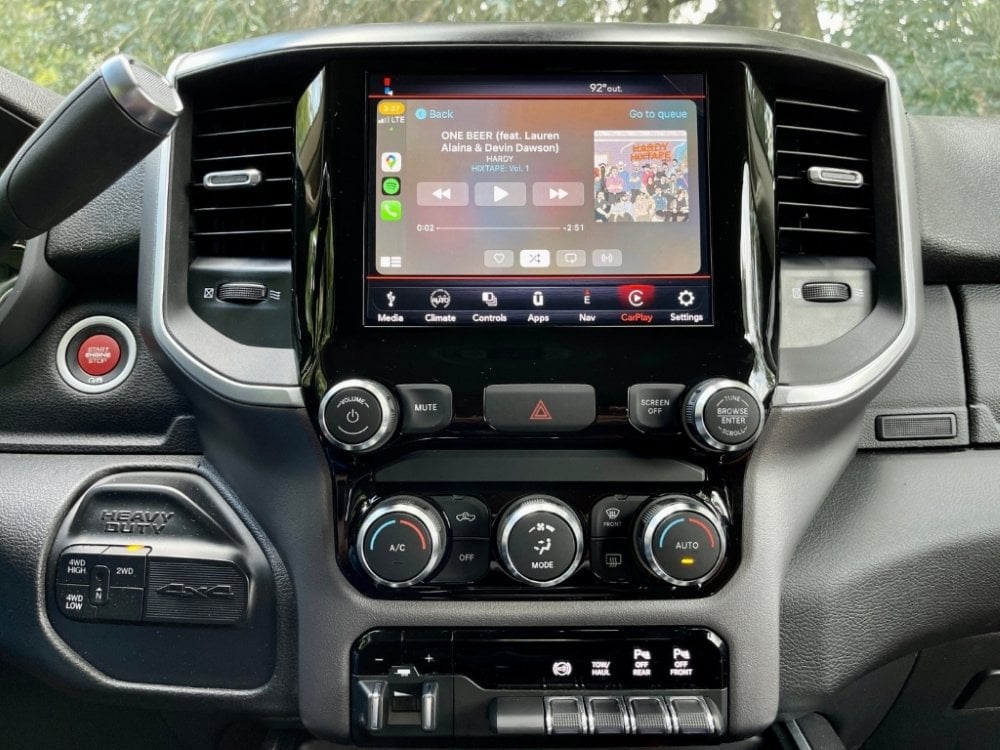 2019-2021 Ram 2500HD 3500HD Uconnect 4™ UAV 4C NAV 8.4" Display with Apple CarPlay™ I Android Auto™