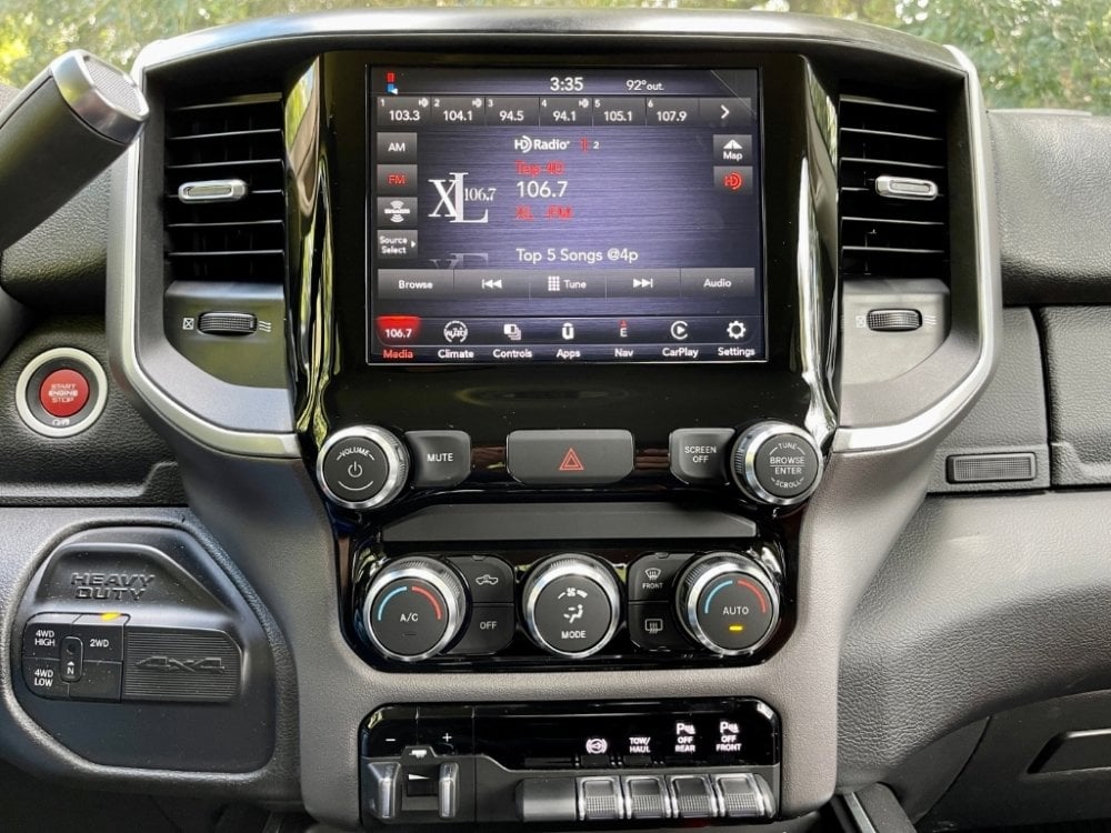 2019-2021 Ram 2500HD 3500HD Uconnect 4™ UAV 4C NAV 8.4" Display with Apple CarPlay™ I Android Auto™