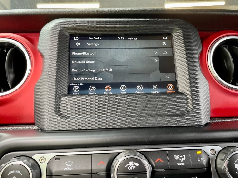 2018-2023 Jeep Wrangler JL Uconnect 4™ UAG 7" Display with Apple CarPlay™ I Android Auto™