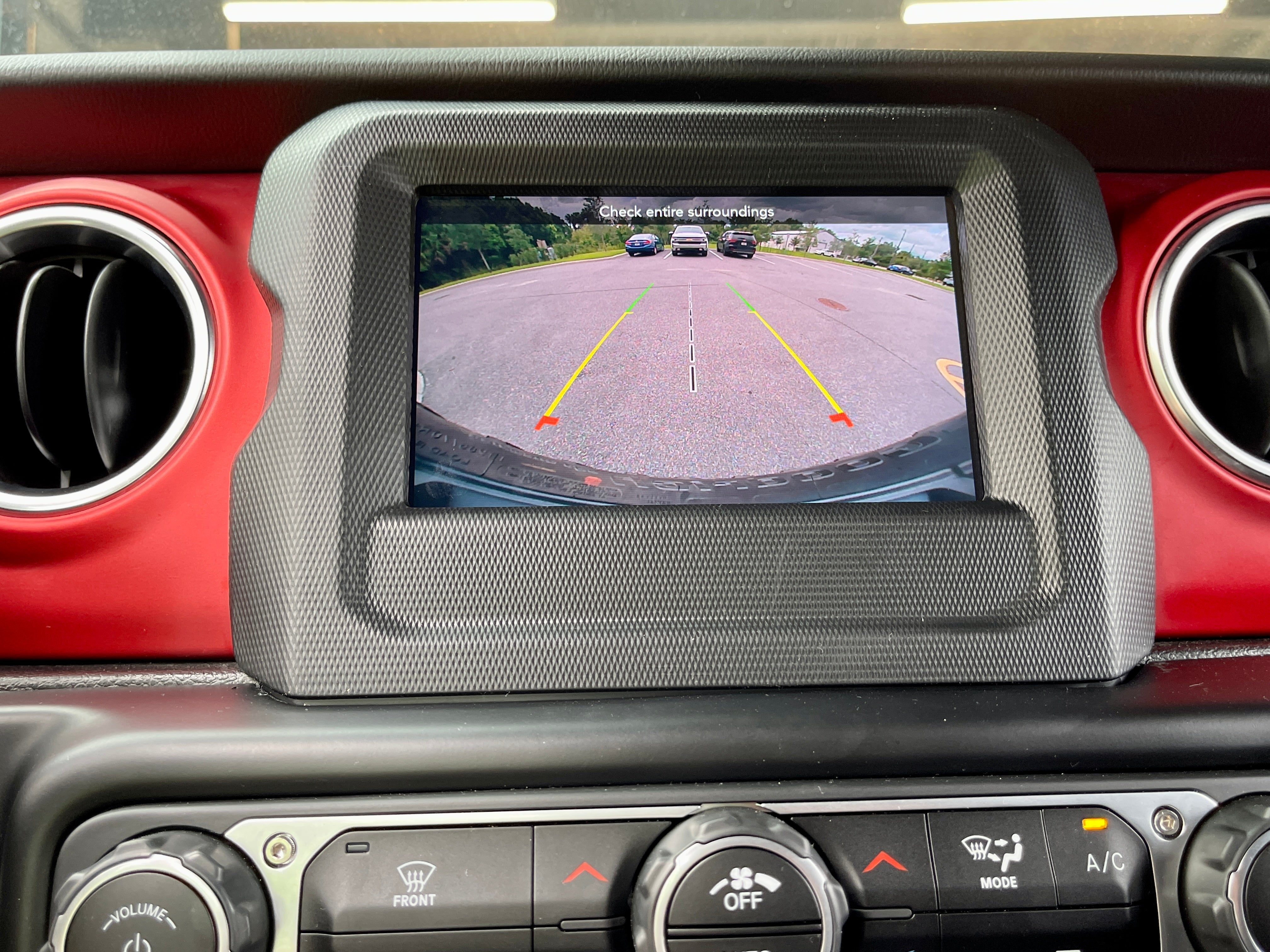 2018-2023 Jeep Wrangler JL Uconnect 4™ UAG 7" Display with Apple CarPlay™ I Android Auto™