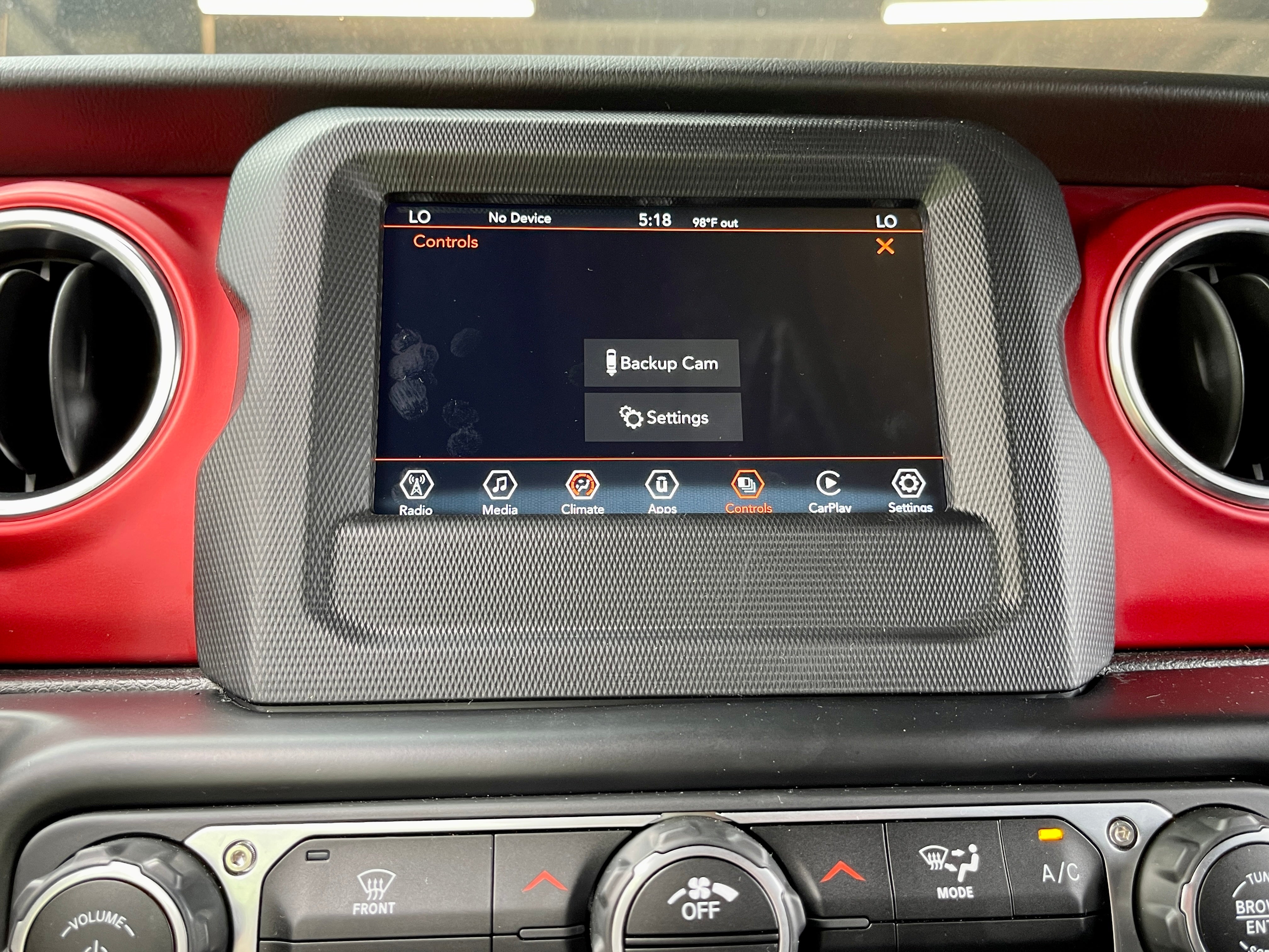 2020-2023 Jeep Gladiator JT Uconnect 4™ UAG 7" Display with Apple CarPlay™ I Android Auto™