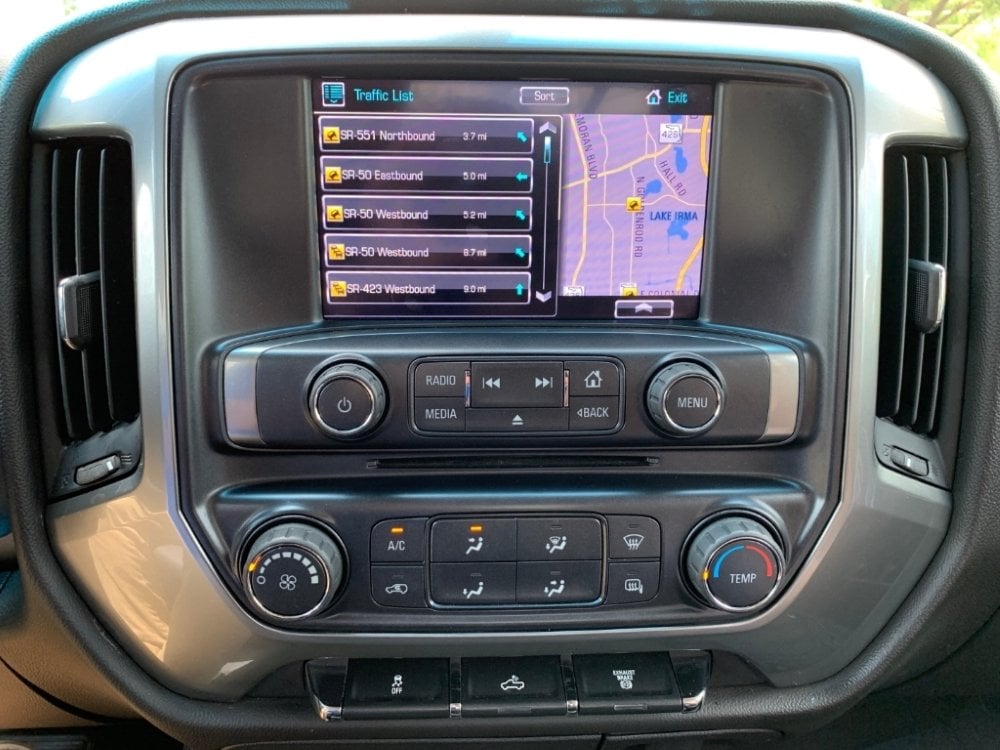 Android Auto maps displayed on OEM touchscreen