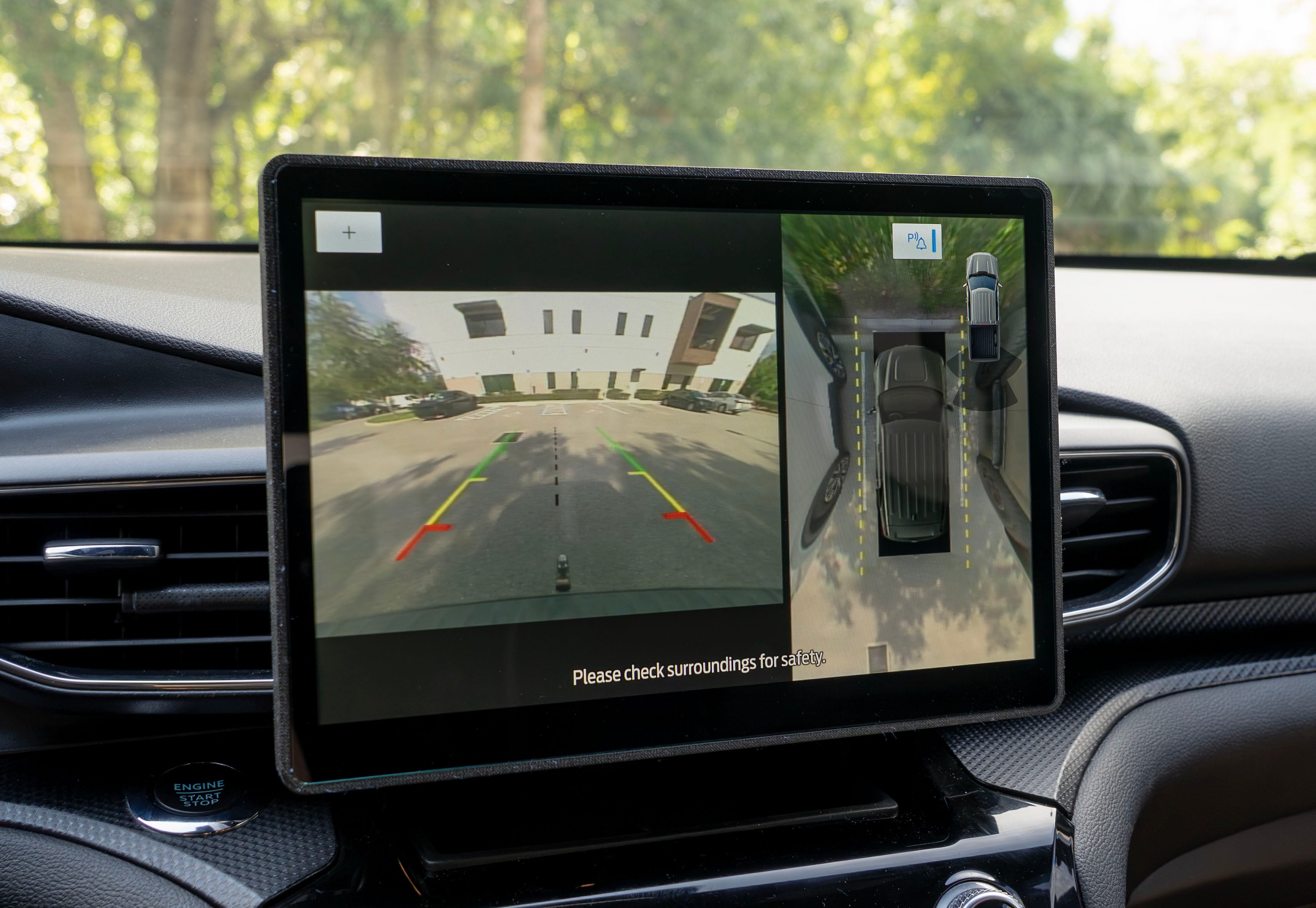 2020-2024 Ford Explorer 8" or 10" Sync 3™ to 12" Sync 4™ NAV Touchscreen Display Retrofit with Wireless Apple CarPlay™ I Android Auto™