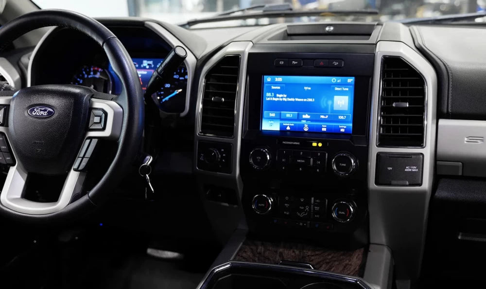 Ford F-150 F-250 SuperDuty 8inch Sync 4 GPS Navigation Touchscreen Retrofit Upgrade interior